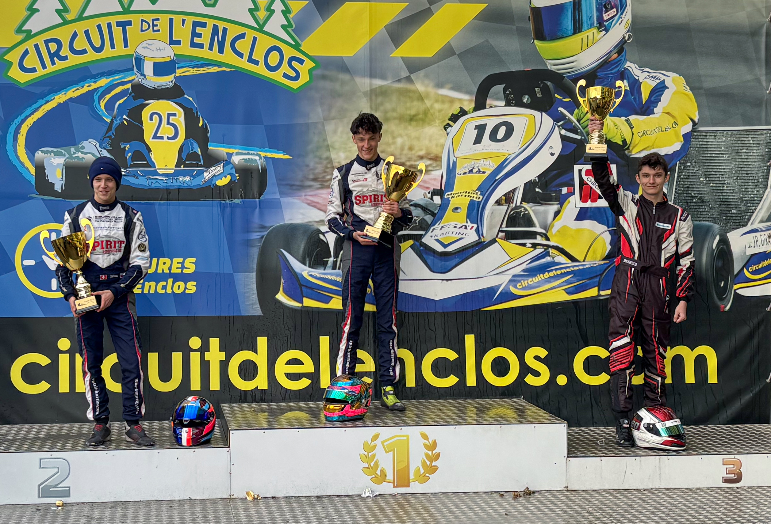 Podium du Trofeo Vega à Levier